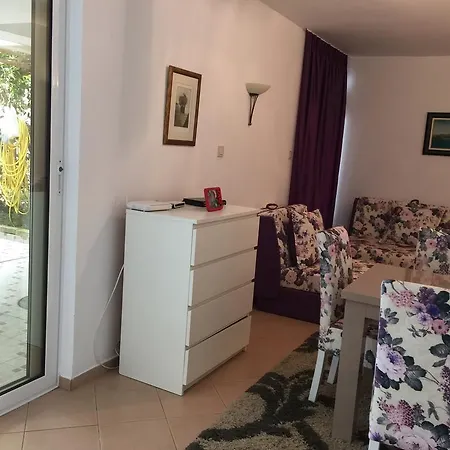 شقة Kuljaca بودفا